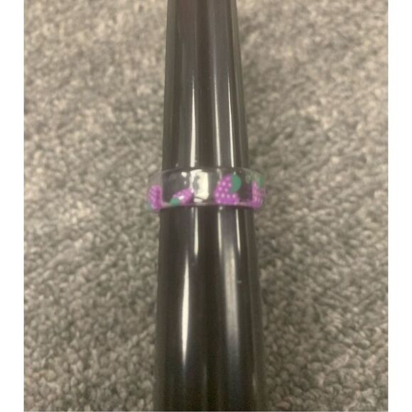 Grape Patterned Acrylic Statement Ring - Picture 2 of 4